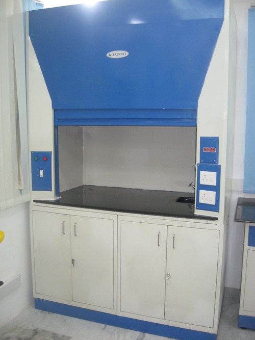 Conventional Fume Hood