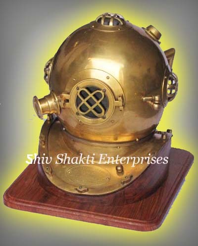 Divers Helmet