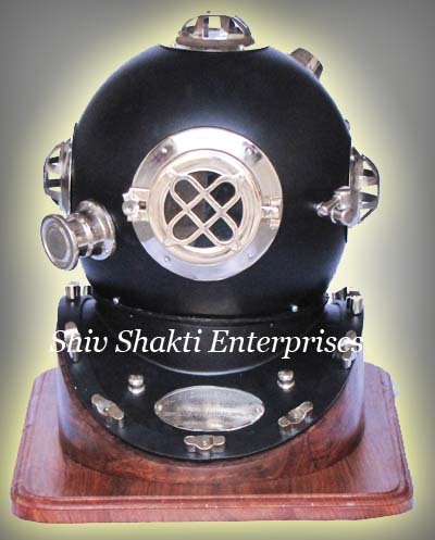 Divers Helmet