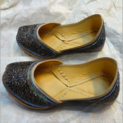 Ladies Crystals Embrodiary Jutties