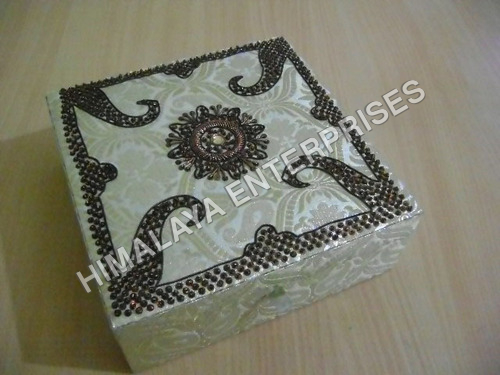 Embroidery Jewellery Boxes & Cases