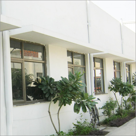 Custom Glass Fabrication Services
