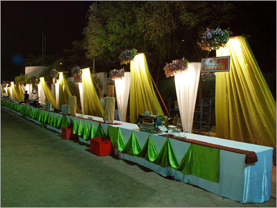 Decorating Wedding Tents