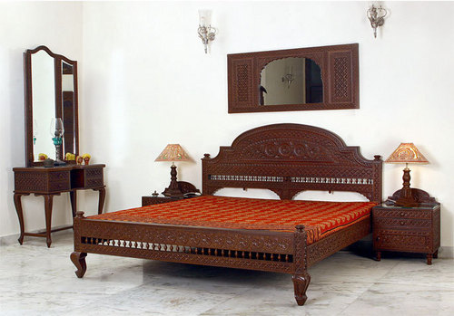 Hand Carved Hotel Bedroom Furniture