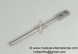 Bender for Kuntscher V Nail