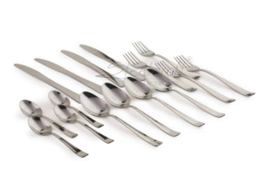 CUTLERY SET