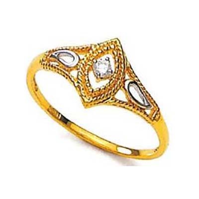 Unique Solitaire Diamond Studio ROYAL LOOK DIAMOND RING UQR042 - 18K Gold 2.5g, 0.03ct White I-J Diamond, Handcrafted Solitaire