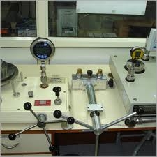 Electronic Equipment Calibration Service