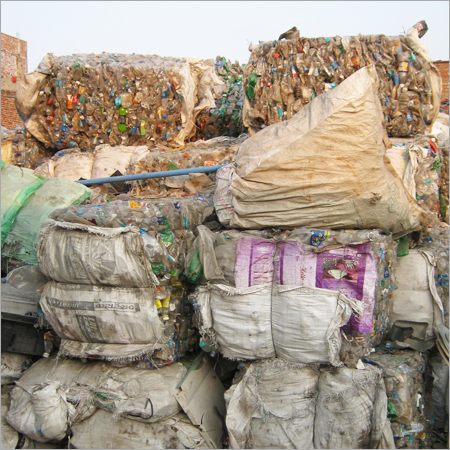 Plastics Pet Bottle Flakes