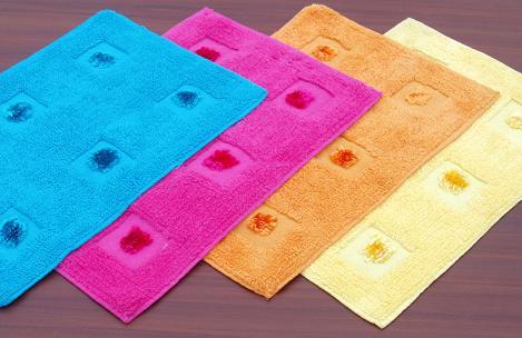 BATH RUGS(3)