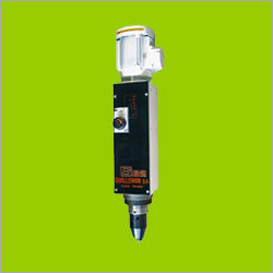 Automatic Riveting Machine