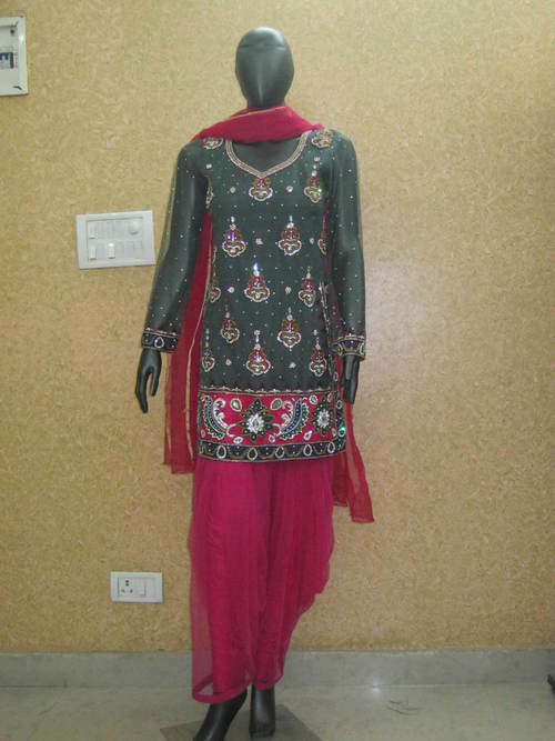 Party Wear Desginer Suit 