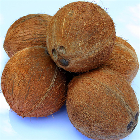 Husked Coconut