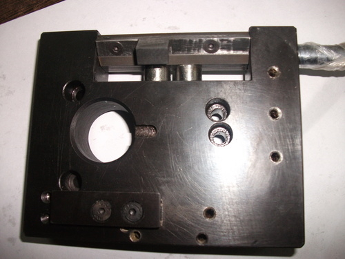 Applicator Locking Plate