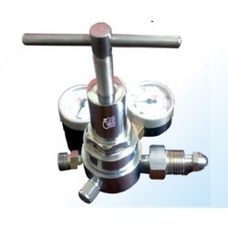 Single Stage Extra High Pressure Regulator Color Code: Silver