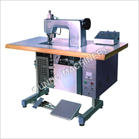 Ultrasonic Lace Sewing Machine