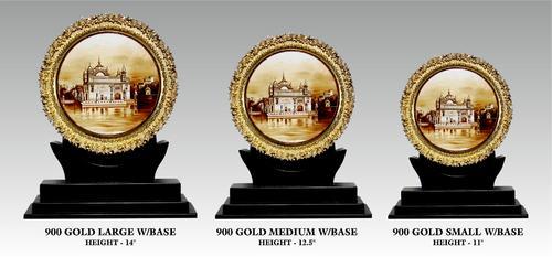 EWI 900 GOLD W B L - Resin, Variable Size, Gold | Award Trophy, Customizable, Artistic Design, High Polish Finish, Boxed Packaging