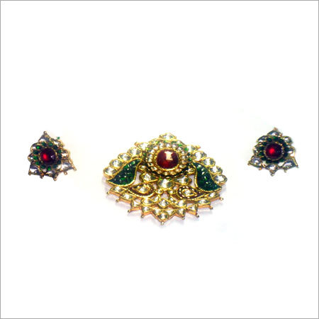 Kundan Pendant Sets