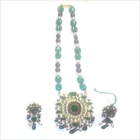 Kundan Designer Pendant Sets