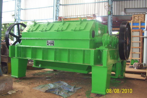 Double Roll Crushers Capacity: 350 T/hr