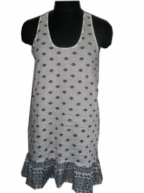 Ladies cut sleeve tunics