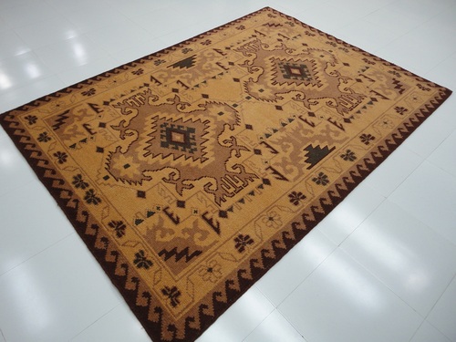 Hand Knotted Carpet