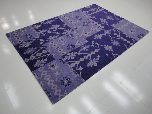 Dyed Handknotted Carpet