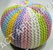 Handloom Woolen Puffs