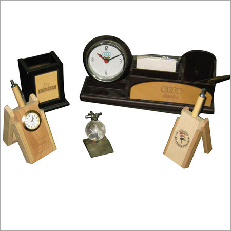 Desk utilities