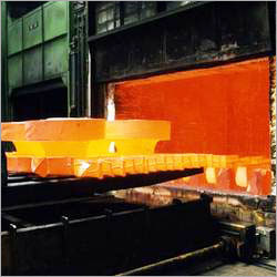 Heat Treatment Furnaces - High-Grade Steel, Variable Dimensions | PLC Control, Silicon Carbide Heating, Extreme Durability, Low Maintenance