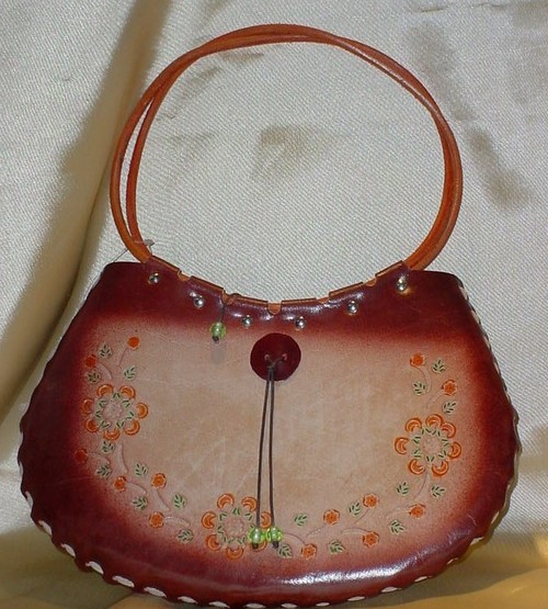 Wilsons Leather Shoulder Bag