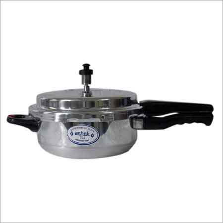 4 Litre Junior Pressure Cooker Pan With Lead