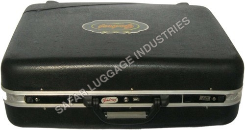 GODREJ SUITCASE