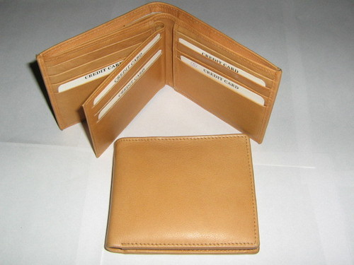 Leather Wallets & Purses