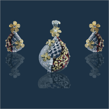 Gold Diamond Pendant Jewelry