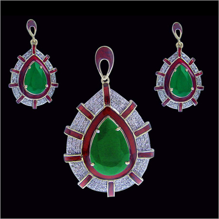 Gold Diamond Pendant Jewelry - 18K Yellow Gold, Emerald Gemstone, 13.53 gm Pendant, 8.33 gm Earrings | Elegant Design, Luxury Appeal, Gemstone Accents