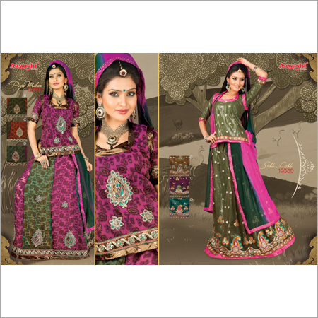 Embroidered fabric material