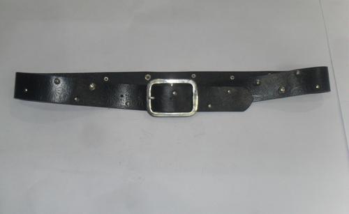 चमड़े की बेल्ट्स