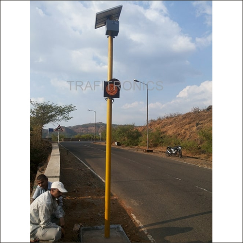 Solar Traffic Signal Blinker Solar Traffic Signal Blinker