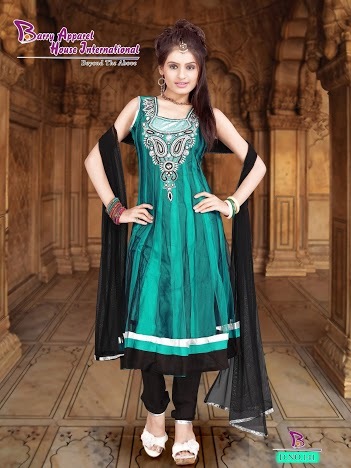 SLEEV LESS SALWAR KAMEEZ