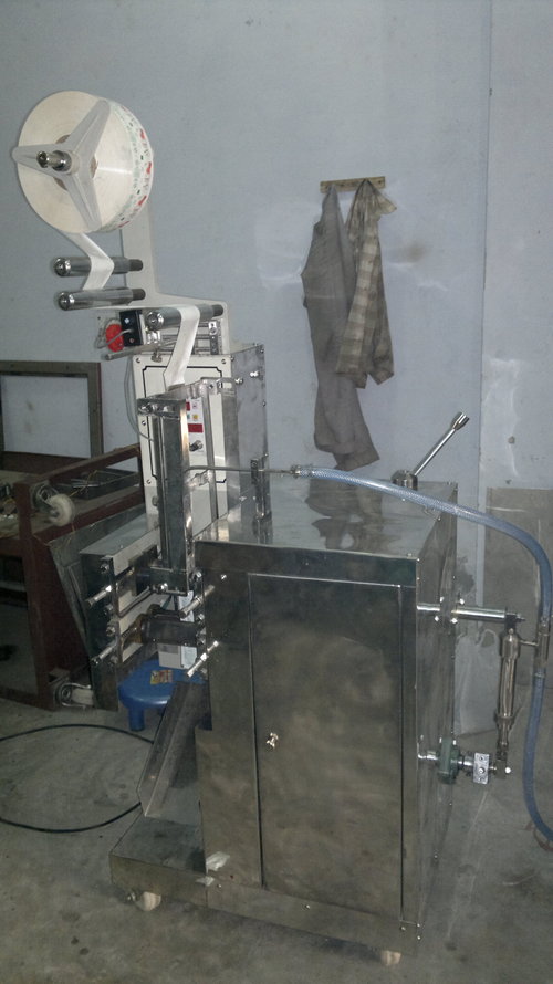 Liquid Filling Machines