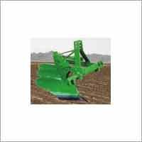 तीन तल वाला सादा हल