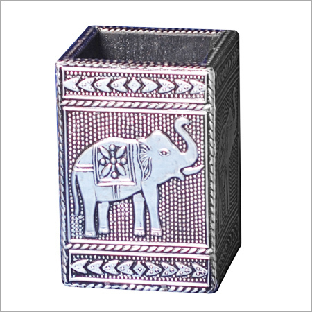 Square Pen Box