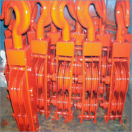 Sagging Pulley Block