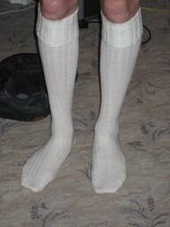LONG WHITE SOCKS