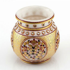 Marvel in Marble - Gold Embossed Round Vase - 65