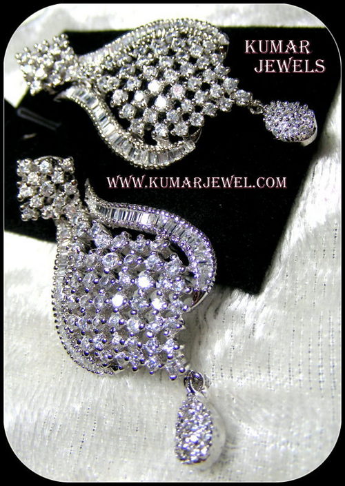 Net shap earrings
