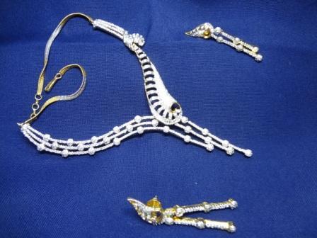 AD Necklace Set