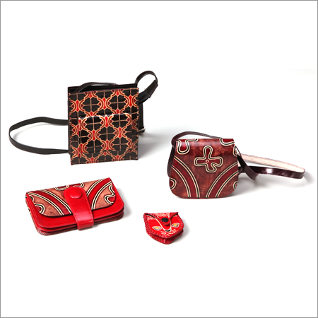 Side Leather Bags - Genuine Leather, Versatile Sizes, Red | Durable Leather, Stylish Design, Clasp/Strap Closure, Trendy Accessory