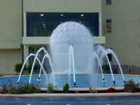 Ball Fountain With Foam Jets Power Source: Electric